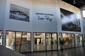 Centro Cultural Ramón Pelayo, Solares